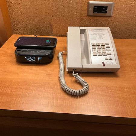 Anaheim Islander Inn And Suites Near Park And Convention Center Luaran gambar