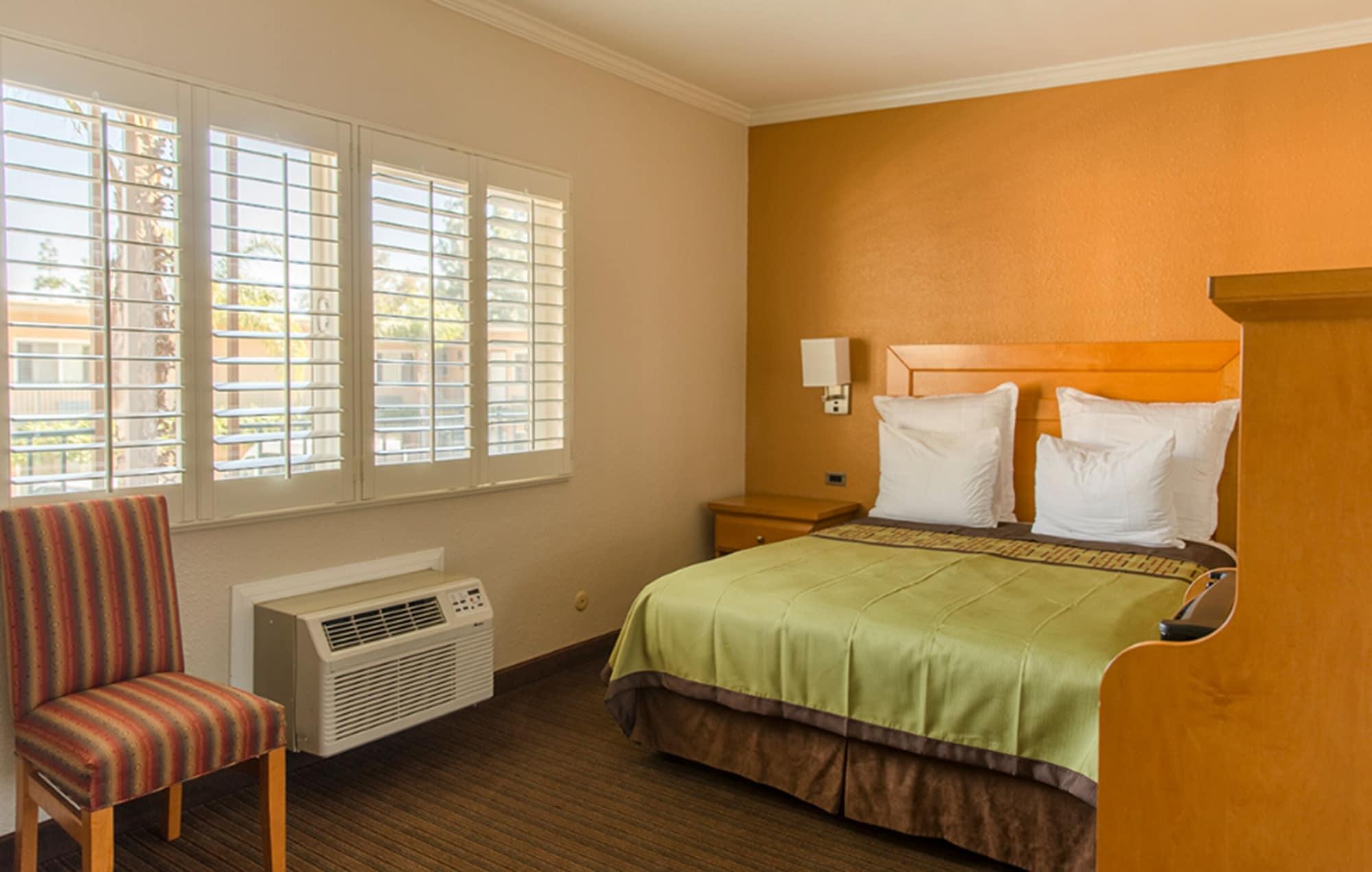 Anaheim Islander Inn And Suites Near Park And Convention Center Luaran gambar