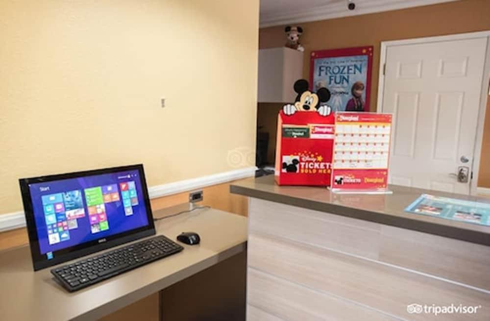 Anaheim Islander Inn And Suites Near Park And Convention Center Luaran gambar
