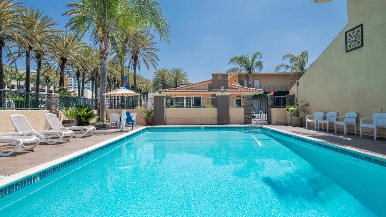 Anaheim Islander Inn And Suites Near Park And Convention Center Luaran gambar