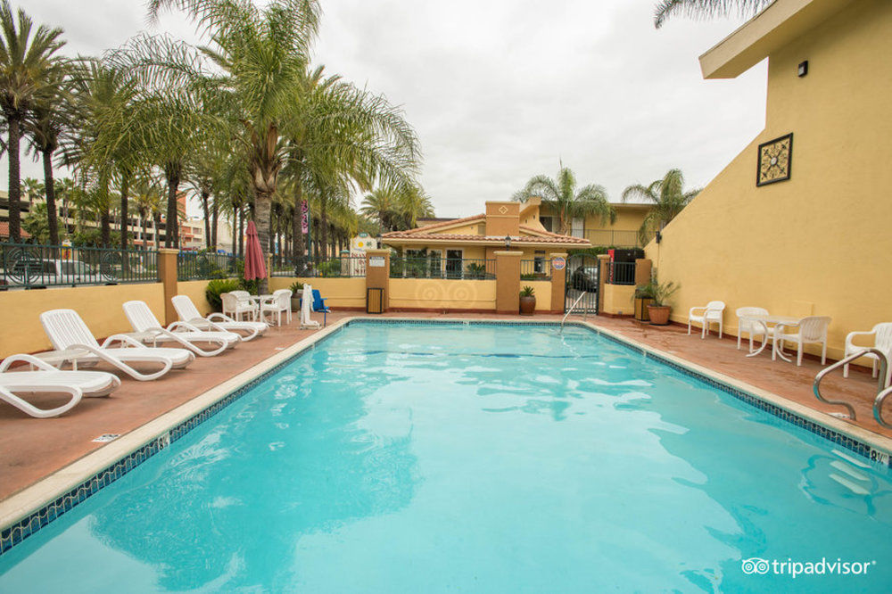 Anaheim Islander Inn And Suites Near Park And Convention Center Luaran gambar