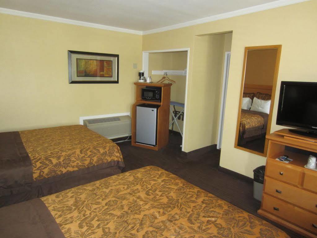Anaheim Islander Inn And Suites Near Park And Convention Center Luaran gambar