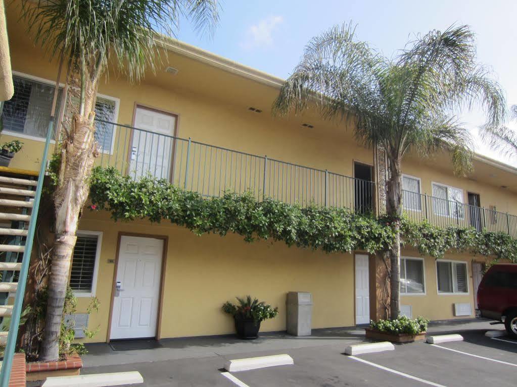 Anaheim Islander Inn And Suites Near Park And Convention Center Luaran gambar