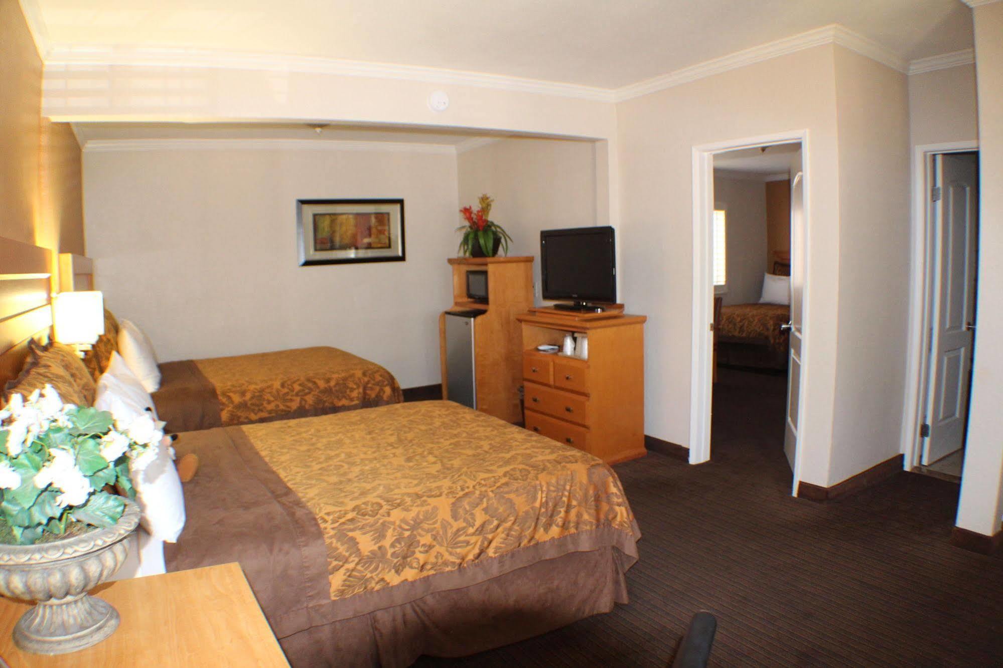 Anaheim Islander Inn And Suites Near Park And Convention Center Luaran gambar