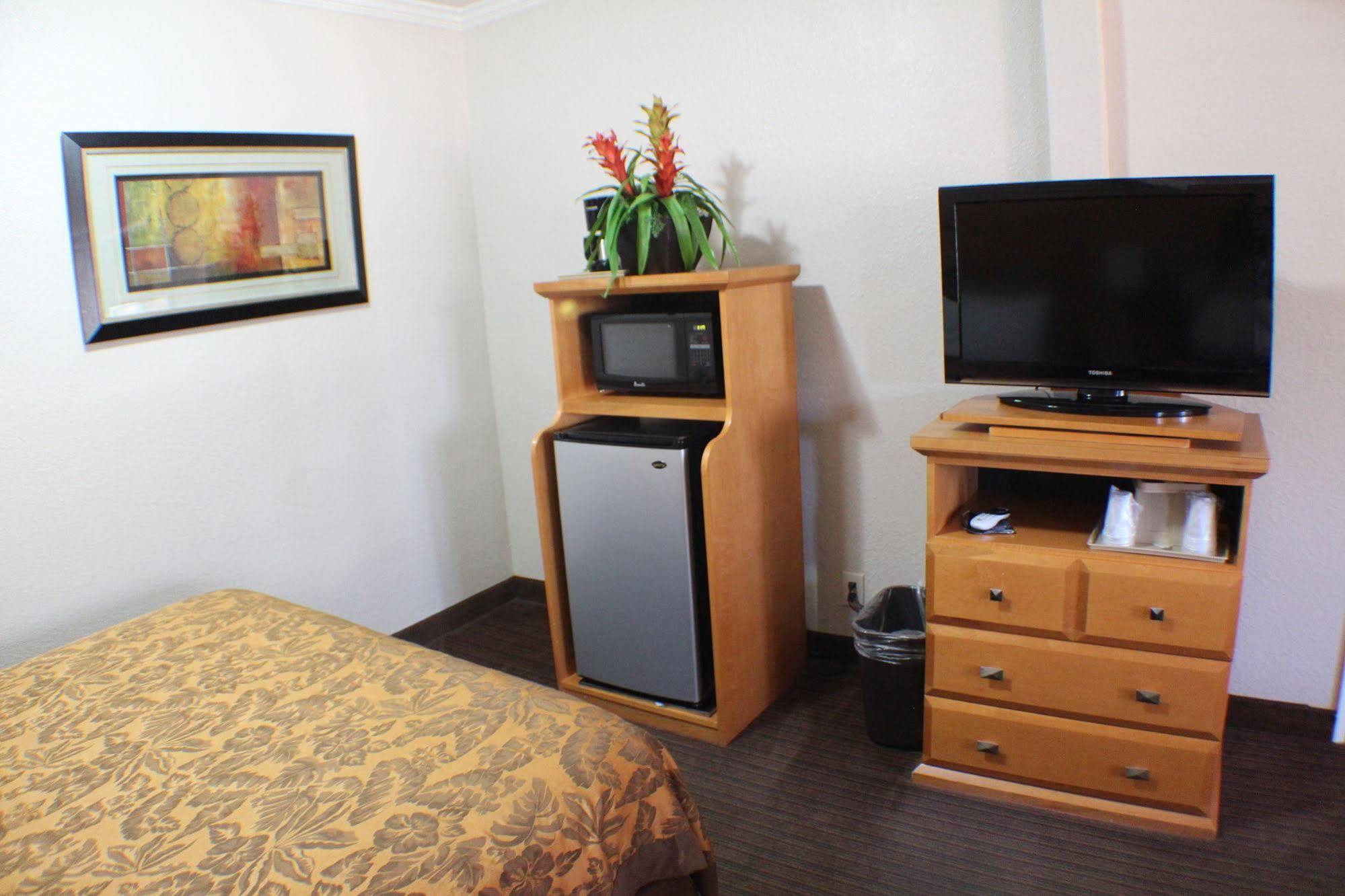 Anaheim Islander Inn And Suites Near Park And Convention Center Luaran gambar